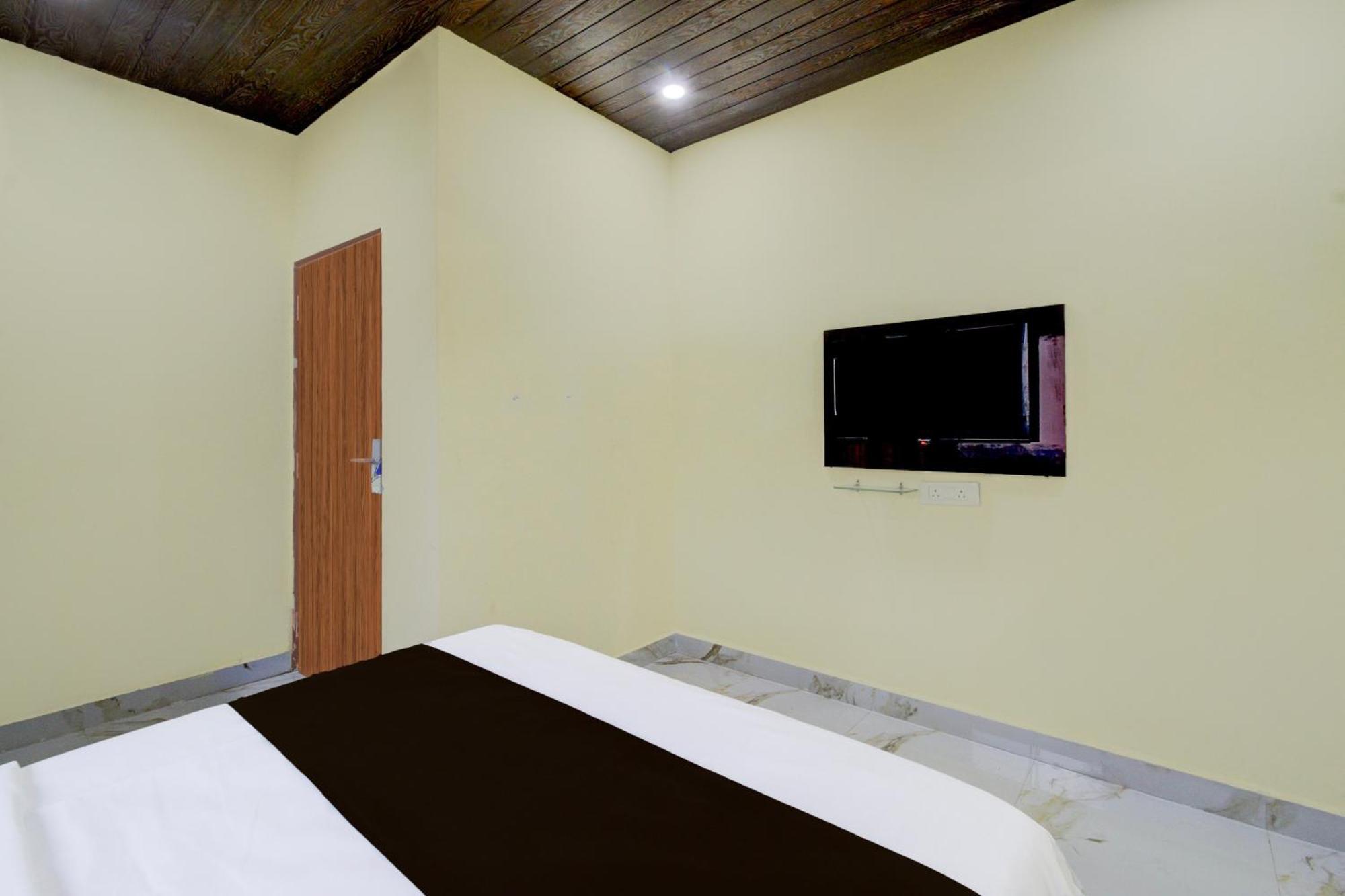 Super Collection O Srisailam Highway Hotel Shamshabad Exterior photo